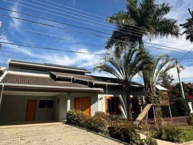 Casa em condomínio de luxo na Vila Inglesa em Indaiatuba-SP