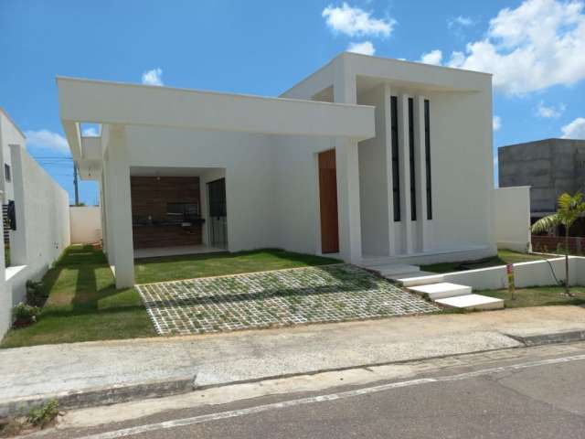 Vendo excelente casa no Cond. Novo Leblon