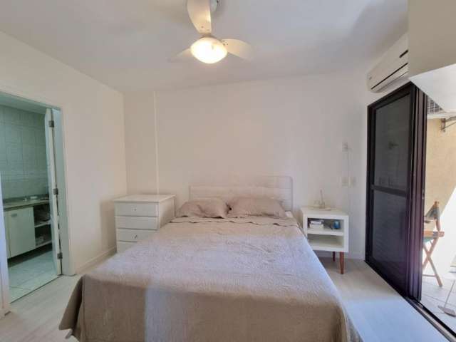 Apartamento à venda no bairro Ponta da Praia