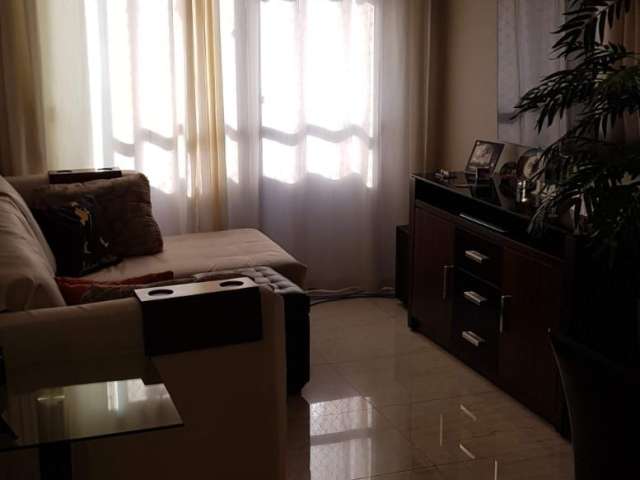 Excelente apartamento de 2 dormitórios pronto para   ENTRAR E MORAR!