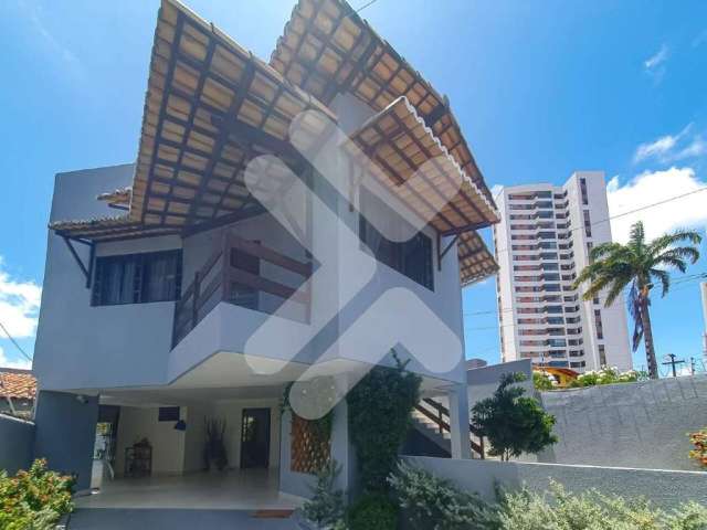 Casa à venda em Capim Macio (Natal/RN) | 5 suítes - 335m²