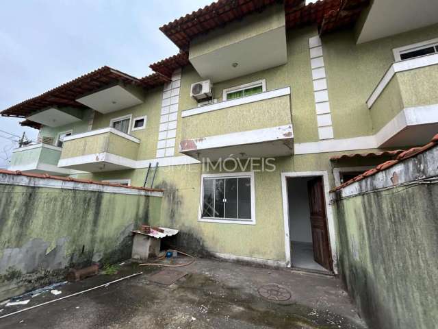 Casa Duplex em Saracuruna  -  Duque de Caxias