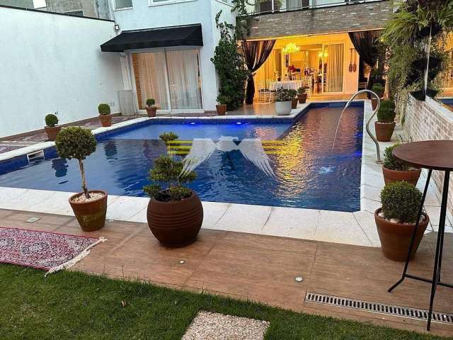 Sobrado Alto Padrão à Venda, 360m², terreno 10x60, 4 suítes, com piscina, localizado na região da M