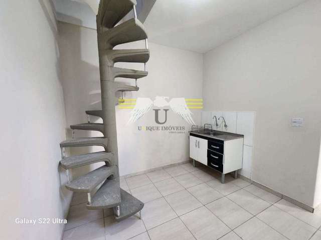 'Casa com 1 Suíte para alugar' 45 m² por R$ 1.300,00/mês - Jardim Sandra Maria - São Paulo/SP