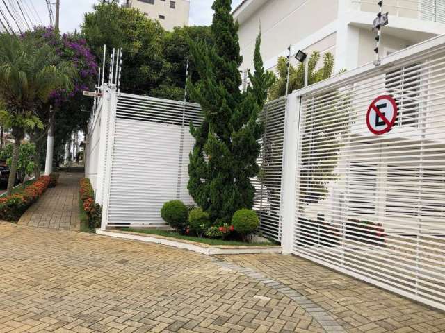 SOBRADO DE 151m² À VENDA  EM CONDOMÍNIO DE EXCELENTE  PADRÃO, EM TRAVESSA DA AV AMADOR BUENO DA VEI