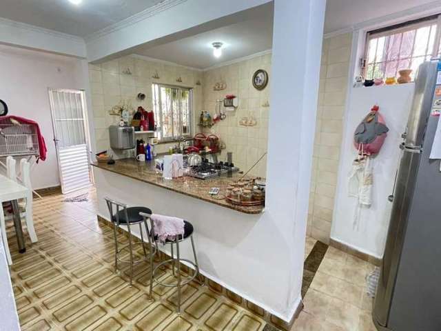 Casa Térrea para Venda em Santo André, Jardim Bom Pastor, 3 dormitórios, 1 suíte, 2 banheiros, 5 vagas