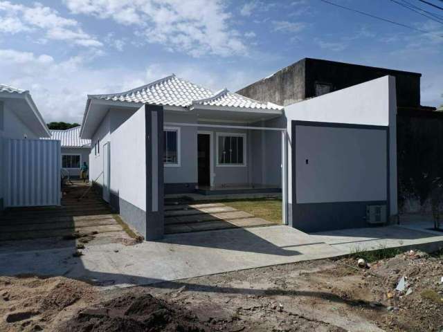 'Linda casa nova no Coqueiral, próximo a rodovia, a lagoa e ao comércio.'