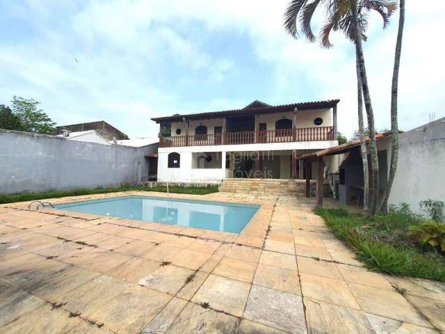 Casa com Piscina e Anexo para Locação - Coqueiral, Araruama-RJ