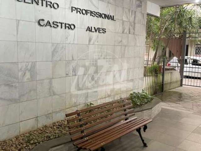 Sala comercial c/cobertura e terraço c/churraqueira em ótima localização na castro alves esquina c/felipe camarão, banheiro e lavabo, prédio c/portaria e elavador - sala pronta para sua ocupação. 51.3