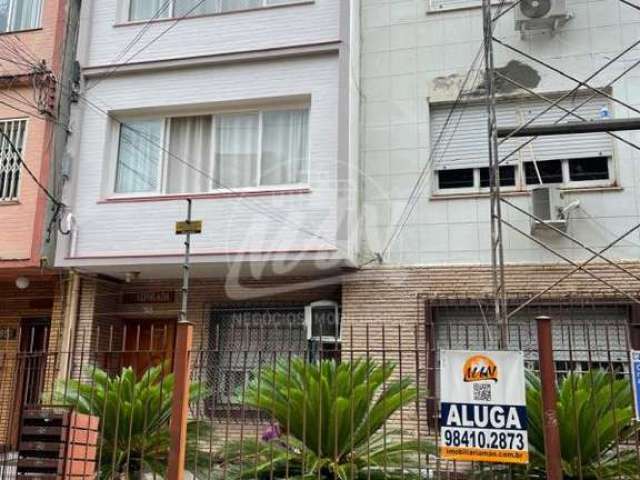 Apartamento mobiliado c/2 dormitórios, terréo, c/2 pátios, reformado e pronto para morar. rua marcilio dias 958. ligue e agende sua visita - 51.30245060 ou  51.984102873 e 51.948102913.