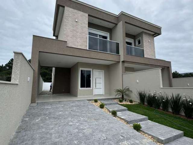 Sobrado à venda no bairro São João do Rio Vermelho - Florianópolis/SC