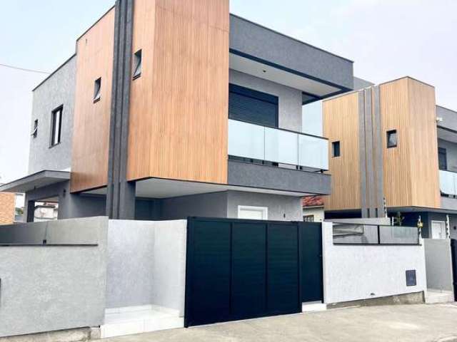 Casa à venda no bairro Ingleses - Florianópolis/SC