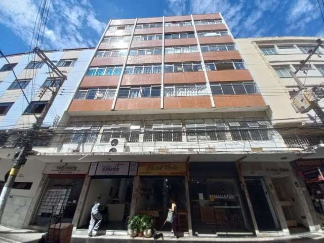 Apartamento com 1 quarto para alugar na Rua Barbosa Lima, Centro, Juiz de Fora por R$ 600