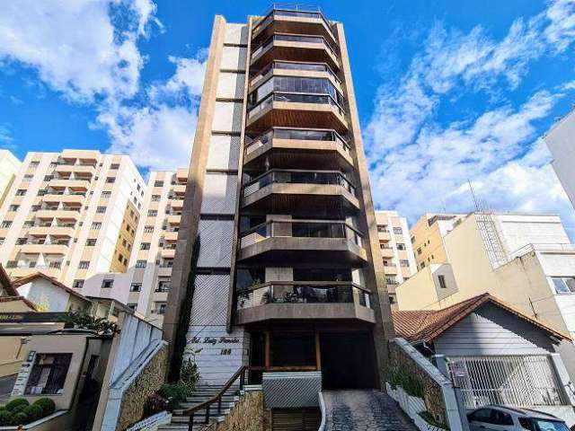 Apartamento com 3 quartos, no Granbery- Juiz de Fora - MG