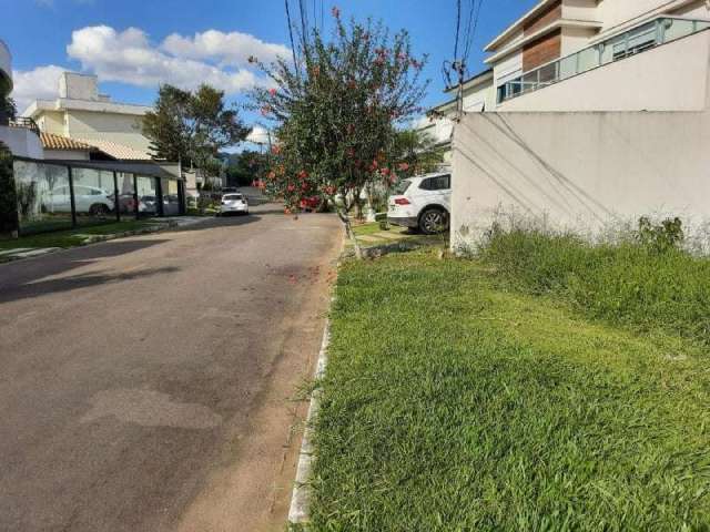 Terreno com 540 m², no São Lucas, estuda permuta.