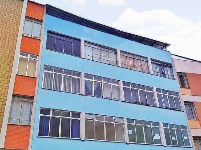 Apartamento com 3 quartos, no Paineiras, estuda permuta.