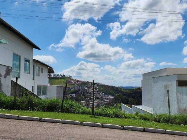 Terreno com 486 metros quadrados, no Condomínio Bosque Imperial - Juiz de Fora - MG