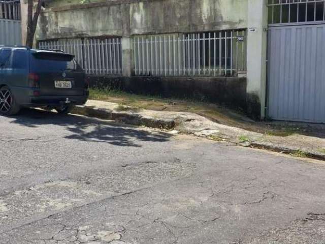 Casa para Venda em Belo Horizonte, Santa Terezinha, 3 dormitórios, 1 suíte, 2 banheiros, 2 vagas