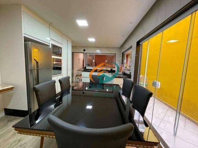 Casa com 3 dormitórios à venda, 152 m² por R$ 778.000,00 - Macedo - Guarulhos/SP