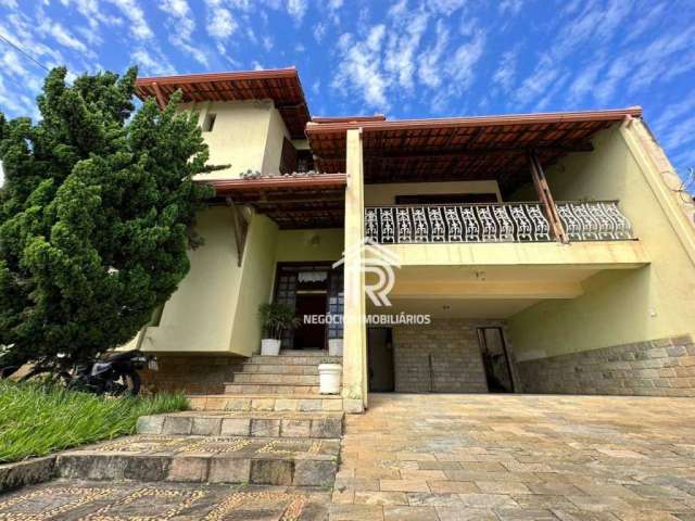 Casa com 4 dormitórios à venda, 350 m² por R$ 920.000,00 - Espírito Santo - Betim/MG