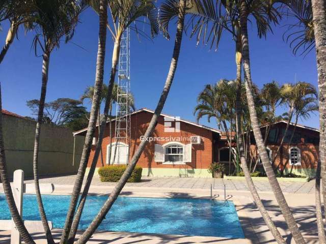 Casa com 3 dormitórios à venda, 838 m² por R$ 1.300.000,00 - Parque da Fazenda - Itatiba/SP