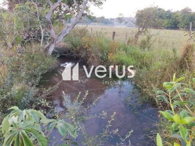 Terreno comercial para alugar no Conjunto Alvorada, Uberlândia  por R$ 10.000