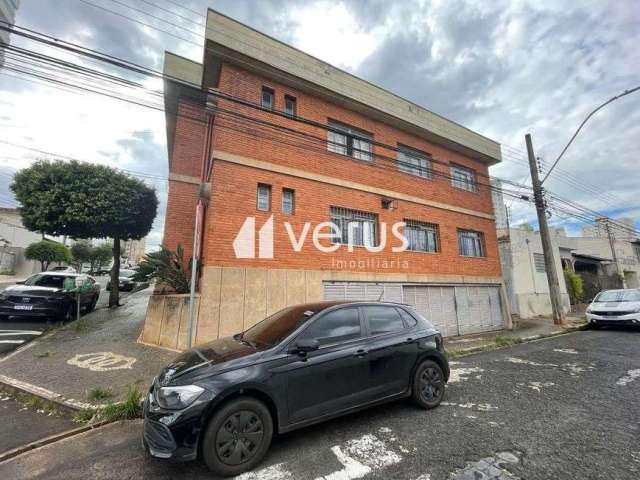 Apartamento com 3 quartos para alugar no Lidice, Uberlândia  por R$ 2.500