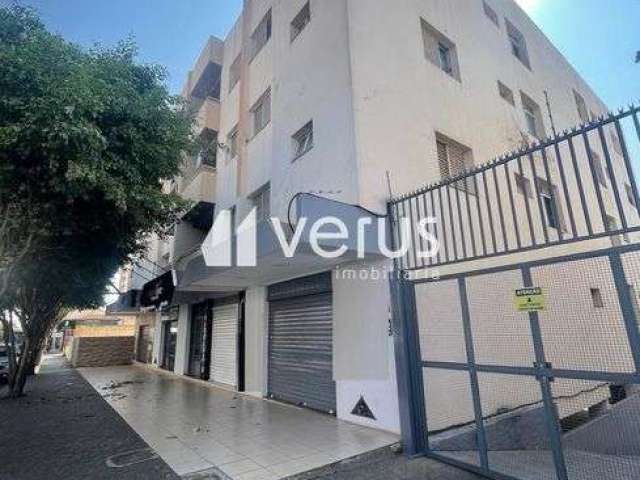 Apartamento com 3 quartos para alugar no Martins, Uberlândia  por R$ 1.500