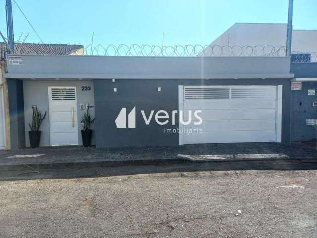 Casa com 3 quartos para alugar no Jardim Karaíba, Uberlândia  por R$ 5.500