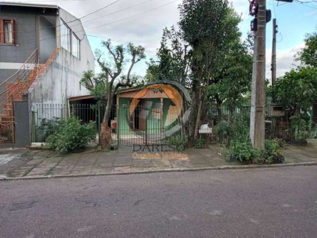 CASA  MISTADE 2 DORMITÓRIOS COM ÁREA DE 300,00m² À 700m DA ES-118