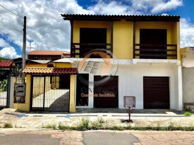 Casa de alvenaria com sala comercial e apartamento