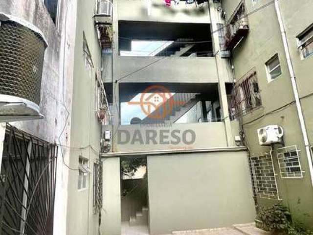 Lindo apto de 2 dorm. em localização privilegiada cohab blocos