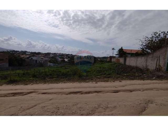 Terreno à venda no bairro Ponta da Areia em São Pedro da Aldeia-RJ