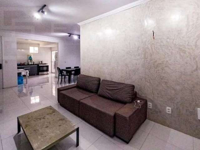 Apartamento com 3 quartos à venda no Guararapes, Fortaleza  por R$ 350.000