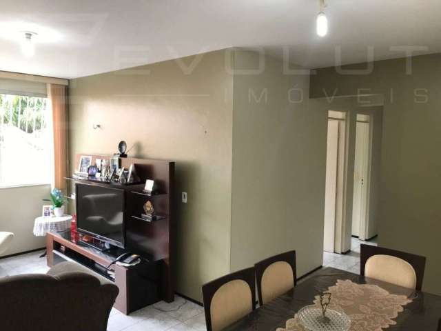 Apartamento com 3 quartos à venda no Fátima, Fortaleza  por R$ 290.000