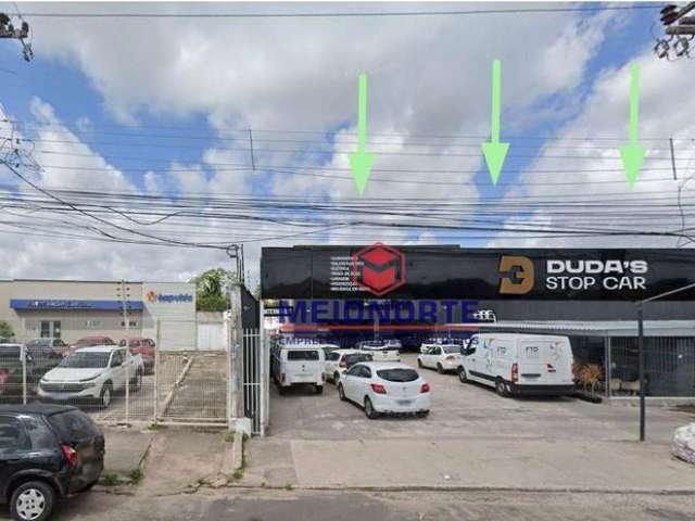 # Alugo Galpão na Av. Kennedy 850 m², pertinho do Hospital Guarás