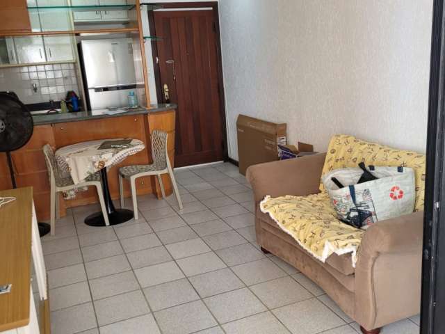 Apartamento 01 Quarto Mobiliado,Caminho das Árvores,01 Garagem