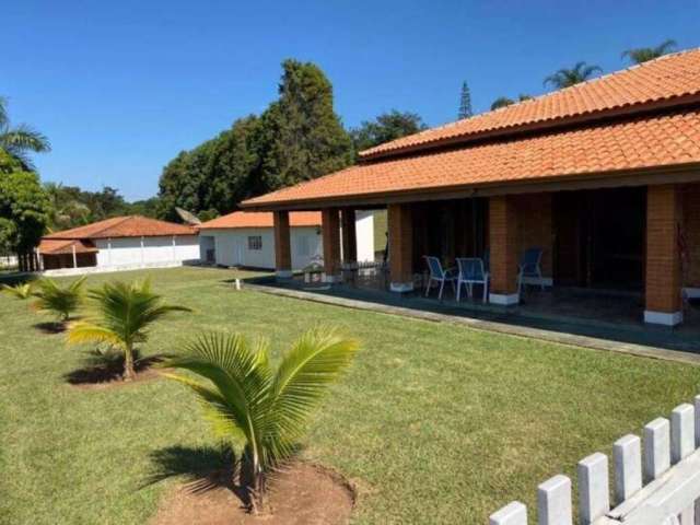 Chácara com 4 dormitórios à venda, 4700 m² por R$ 1.800.000,00 - Vitassay - Boituva/SP