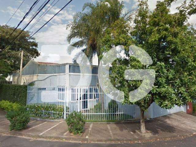 Casa à venda em Campinas, Jardim Guanabara, com 3 quartos, com 205 m²