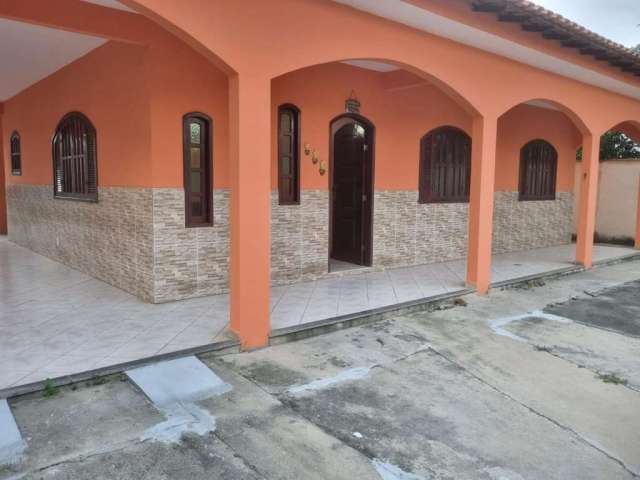 Casa para Venda em Saquarema, Porto da Roça II (Bacaxá), 2 dormitórios, 1 suíte, 2 banheiros, 2 vagas