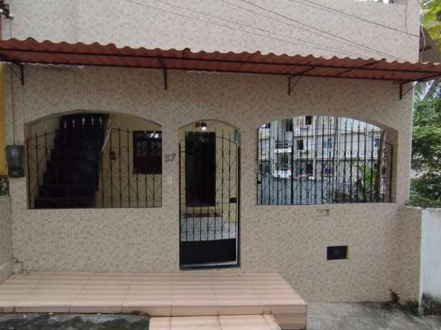 Ampla Casa Duplex em Colinas de Periperi 2 com Ótima Área Externa