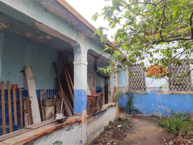 Casa antiga a venda no bairro central de piracicaba