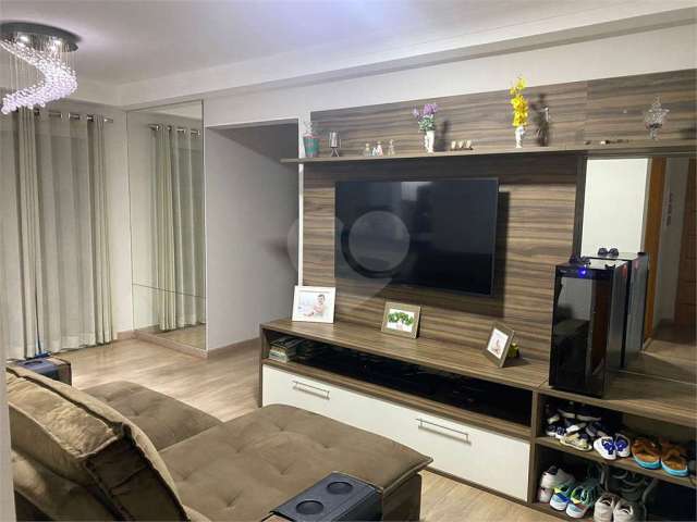 Apartamento com 3 quartos à venda em Vila Independência - SP