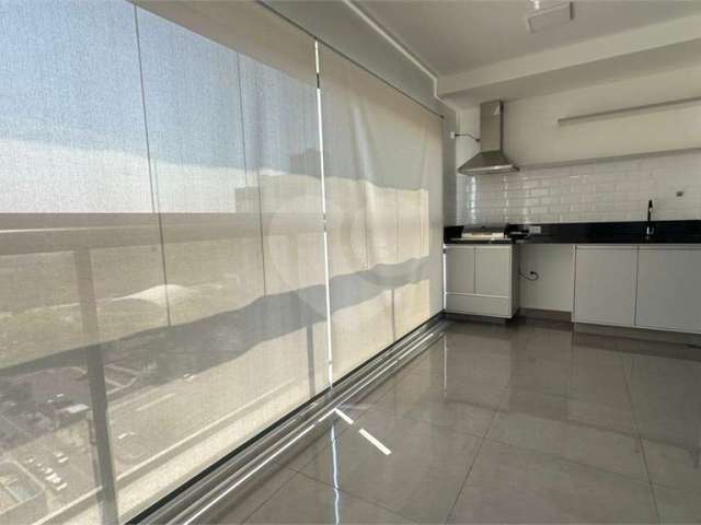 Apartamento com 3 quartos para locação em São Judas - SP