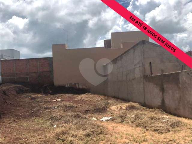 Terreno à venda em Residencial Alvorada - SP