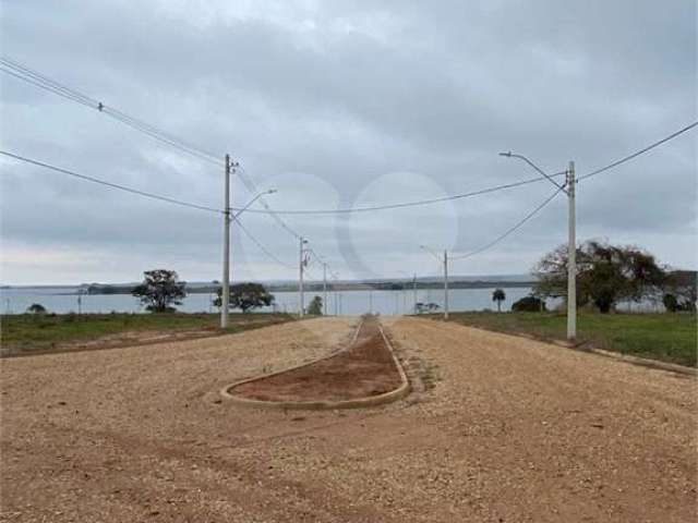 Terreno à venda em Conjunto Habitacional Nossa Senhora Das Graças (pirambóia) - SP