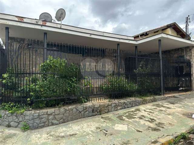 Casa com 3 quartos para locação em Cidade Alta - SP