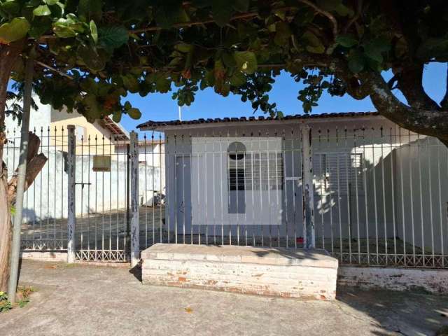 Casa popular a venda em Sousas