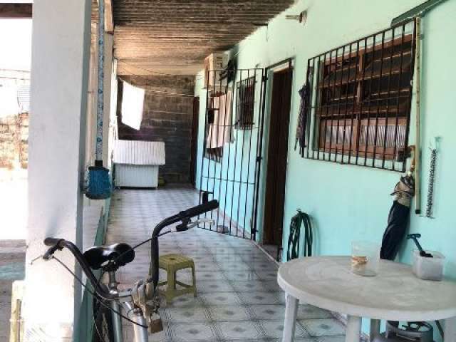 Casa no bairro Umuarama, em Itanhaém/SP