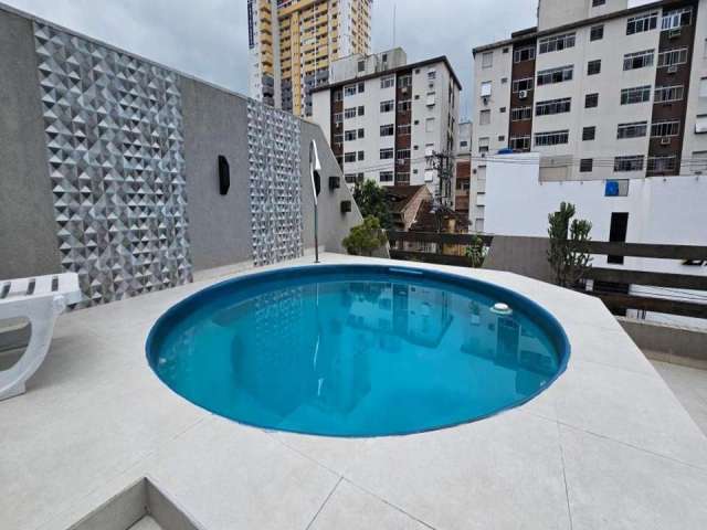 Casa Sobrado no Boqueirão com piscina.